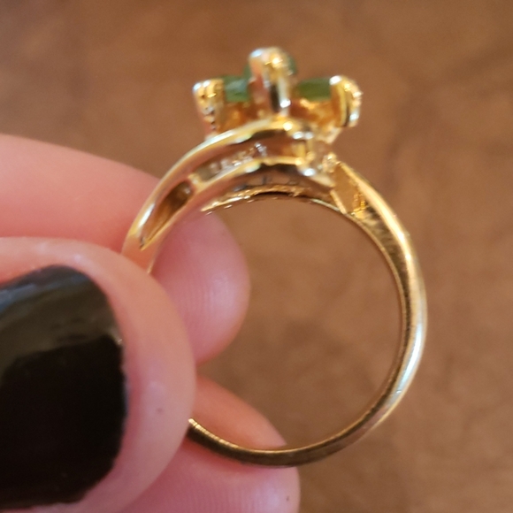 Jadeite ring - Picture 3 of 4